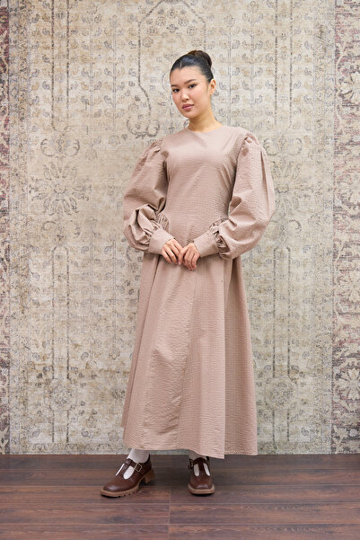 KÜÇÜĞÜM BUTİK Camel Waffle Pleated Long Women's Dress