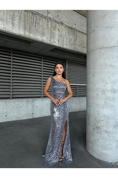 Modafeminen Φόρεμα με παγιέτες καπνιστό Leopard 583296