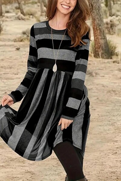 Mossta Φόρεμα με μοτίβο με λαιμόκοψη - Μαύρο