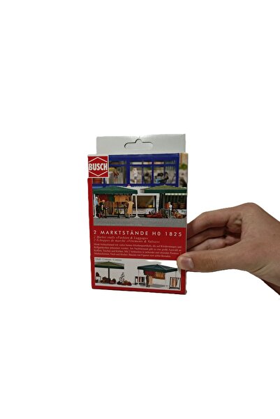 Busch 1:87 Ho Giysi ve Valiz Açık Hava Pazar Tezgahları ( Minyatür Plastik Ma...
