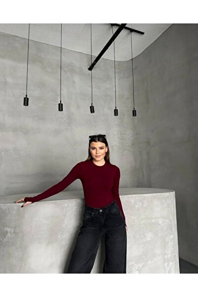 Tugem Finger Detailed Finger-Through Women's Bodysuit