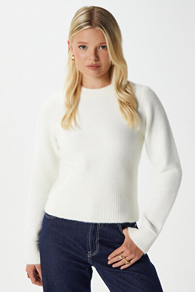 Ritnice Women's Luviya Wool Soft Ecru Knitwear Sweater Ws07299