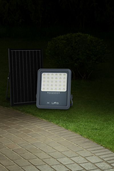 Helios HS-3876 SOLAR PROJEKTÖR 6500K BEYAZ 300W