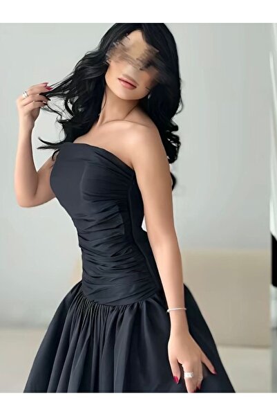 Generic Black evening dress