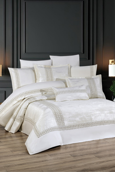 LEYDİ HOME 10 Parça Çeyizlik Saten Nevresimli Pike Takımı