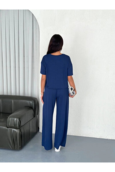 ARONA Mdb Osy Odal Soft Textured Fabric Crew Neck T-Shirt Wide Leg Pants Two-Piece Set Aks Avi