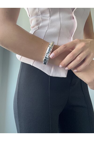 Ressia Thick Twist Cuff Bracelet