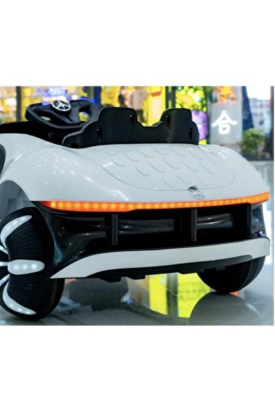 Fun Moment two-seater electric ride-on car