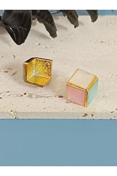 mos&more Gold White Pink Blue Cube Women's Earrings