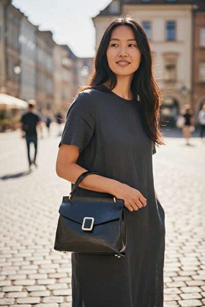 KRISTE BELL Women's Black Rustic Leather Imported Daily Bag Kb789