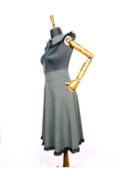 Sihirli Düğmeler Vintage Skirt and Collar