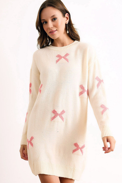 MissKybele Yuvarlak Sıfır Yakalı Uzun Düşük Kollu Kurdeleli Rahat Kesim Kısa ...