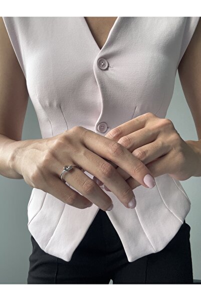 Ressia Minimalist Blindfold Ring