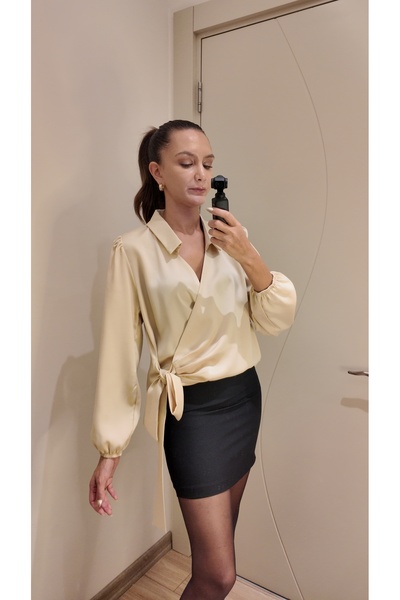 Melis Tuna Butik Yandan Bağlamalı Gömlek Yaka Saten Bluz