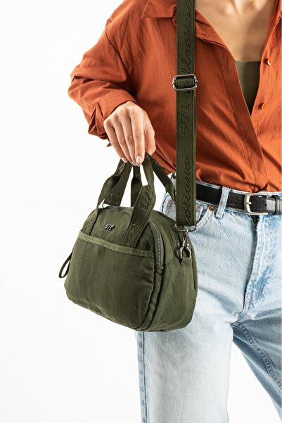 Baginn Women's Shoulder Bag Hand-Held Crossbody Messenger Bag 20*27 cm Lined Lightweight Fabric