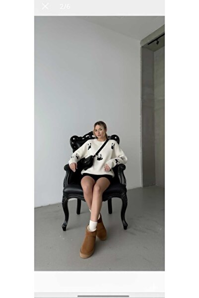 cheen Women's Cute Panda Detailed Trendy Knitwear Top Sweater