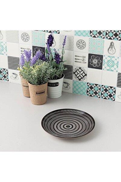 OEM Black Porcelain Plate with White Stripes Ø19cm