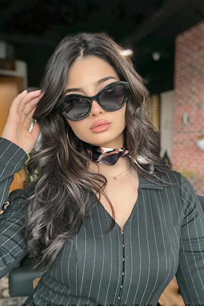 Butik Oval Frame Black Sunglasses