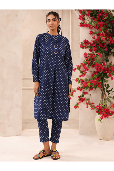 PRIYA'S PANACHE مجموعة من القطن الخالص بياقة الماندرين مطبوع من Bandhani على ...