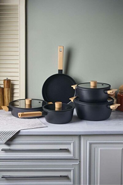 PerottiHome طقم أواني طهي من كوكوود باللون الأسود مكون من 9 قطع مع قاعدة حثية...