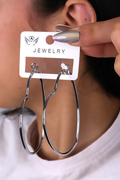 LOWEN AKSESUAR أقراط نسائية متوسطة الحجم بتصميم على شكل قلب