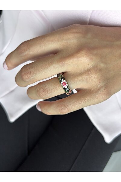 Ressia Vintage Model Flower Patterned Enamel Black Ring