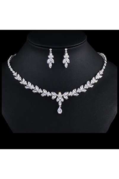 Generic مجموعة قلادات أنيقة من الزركونيا