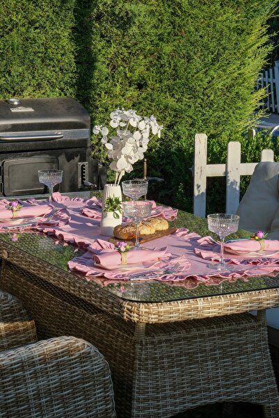 Konyaaltı Çeyizevi Fırfırlı Masa Takımı – 45x150 cm Runner + 6 Amerikan Servi...