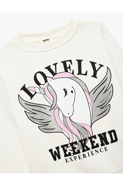 Koton Three Yarns Ş Fleece-Lined Unicorn B Printed Long Sleeve Crew Neck Sweatshirt
