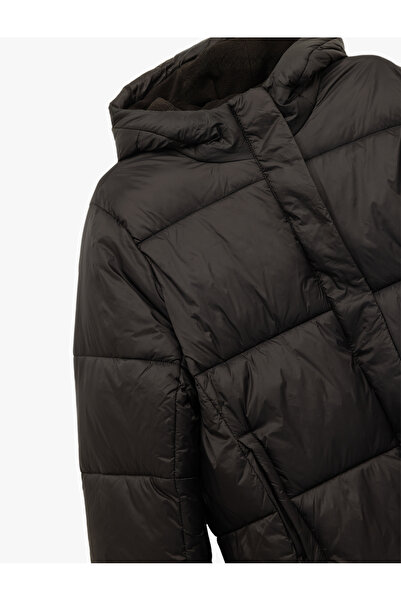 Koton Hooded Long Sleeve Puffer Jacket with Pockets and Zipper