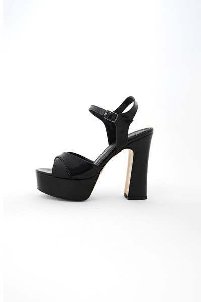 Xozza Women's Cross Strap Platform Heeled Sandals - Black