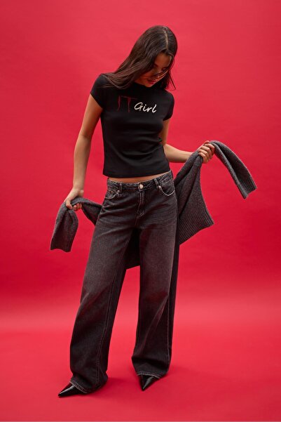 Stradivarius IT Girl fitted T-shirt