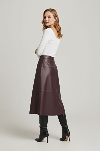 Deriderim Burgundy Women's Unlined Front Snap Closure Flared Long Genuine Leather Skirt