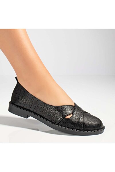 Modlet.ro Balerini negri pentru femei cu perforații MOD13374