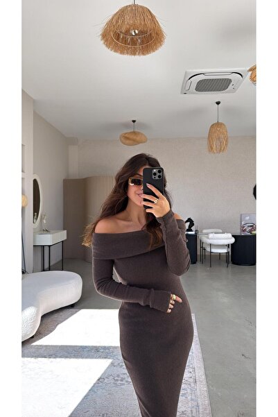 Buket Teke Hnědé šaty Madonna