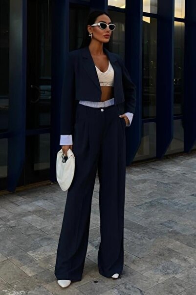 Butik Set jachetă crop detaliat Garni 10075