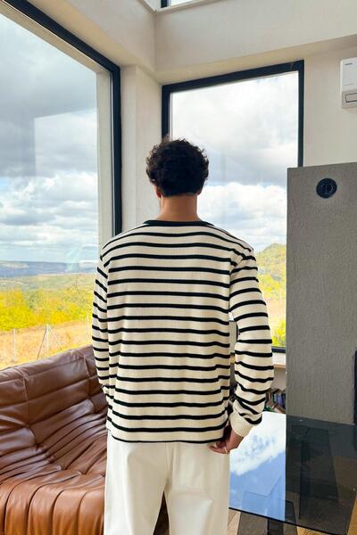 Flaw Wear Buttoned Striped Knitwear Sweater