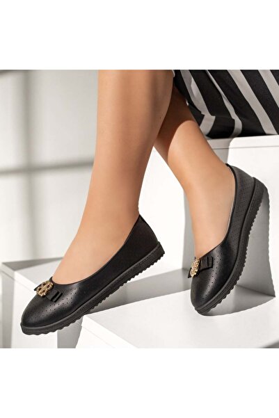 Modlet.ro Women's black ballet flats with metallic accessory MOD13570