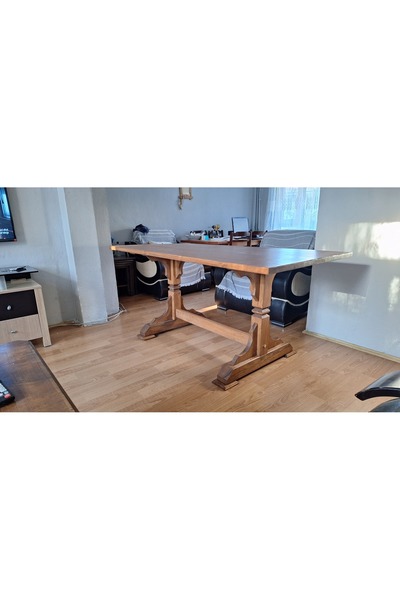 HİKİOE ERT CEVİZ RENGİ ÖZGÜN MASİF YEMEK MASASI