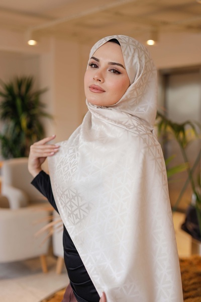 QASSA SHAL CREAM SHAWL