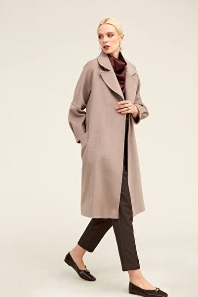 Hatemoğlu Saykı Woman Taş Regular Fit Ceket Yaka Kaşe Yünlü Oversize Manto