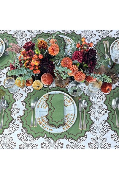 Table Alp Yeşil Kumaş Üzerine Kahve Nakışlı Lüks Amerikan Servis & Peçete Set...