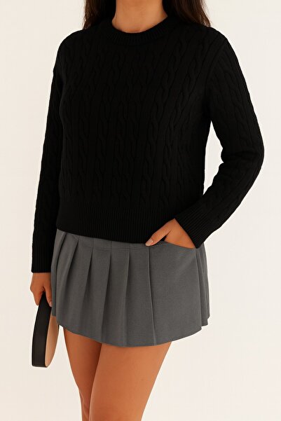 HAKKE Acrylic Thick Knitted Crop Sweater