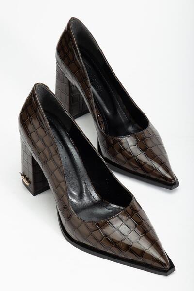 SUİNS SHOES Suins Premium Kevin Модел Дамски обувки с дебел ток от крокодилск...