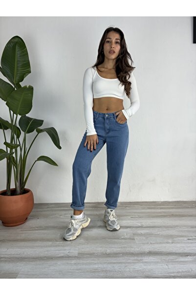 LudoWear بنطلون جينز بوي فريند عالي الخصر من ماركة موم فيت باللون الأزرق من ا...