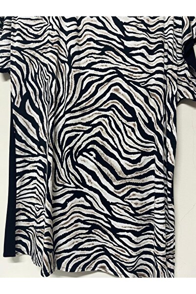 Javelin Collection Viscose Blouse with a Pattern on the Front