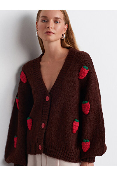 Dilvin 60185 Μάλλινη Ζακέτα με Κέντημα Φράουλας-Καφέ