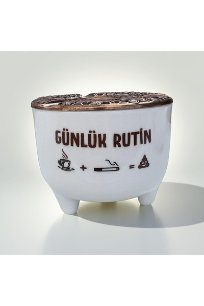 İlbay Çini Takı Ayşen Ashtray's Daily Routine