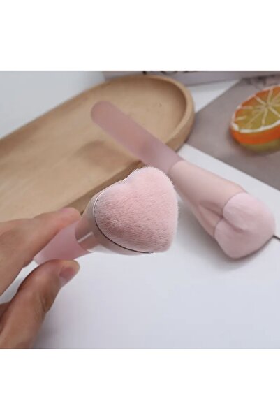 DennisEylul فرشاة أحمر الخدود الناعمة على شكل قلب