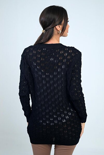 By Saygı Дамски кардиган с V-образно деколте, копчета отпред и свободна кройка, мерсеризиран